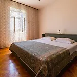 Prázdninový dům Charmantes In Traumhafter Lage Nur 500 Meter Zum Mit Parkplatz, Grill