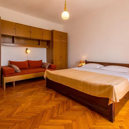 Charmantes In Traumhafter Lage Nur 500 Meter Zum Mit Parkplatz, Grill Hébergement de vacances